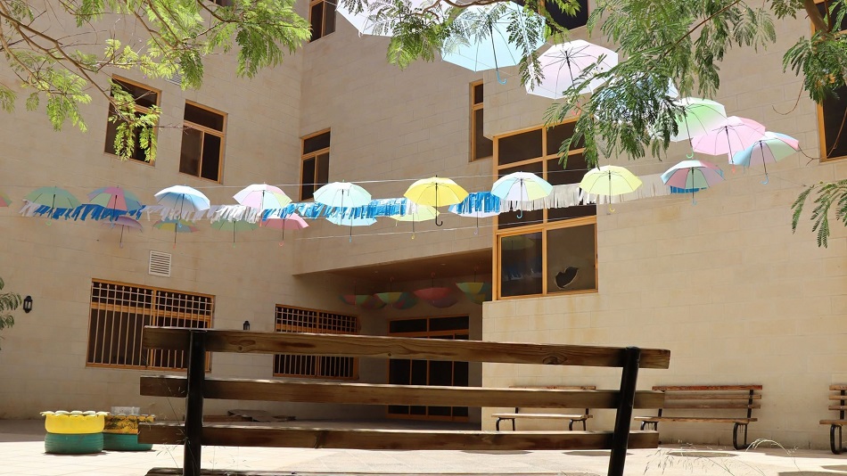 مبادرة لتجميل مرافق كلية تكنولوجيا المعلومات في جامعة الحسين