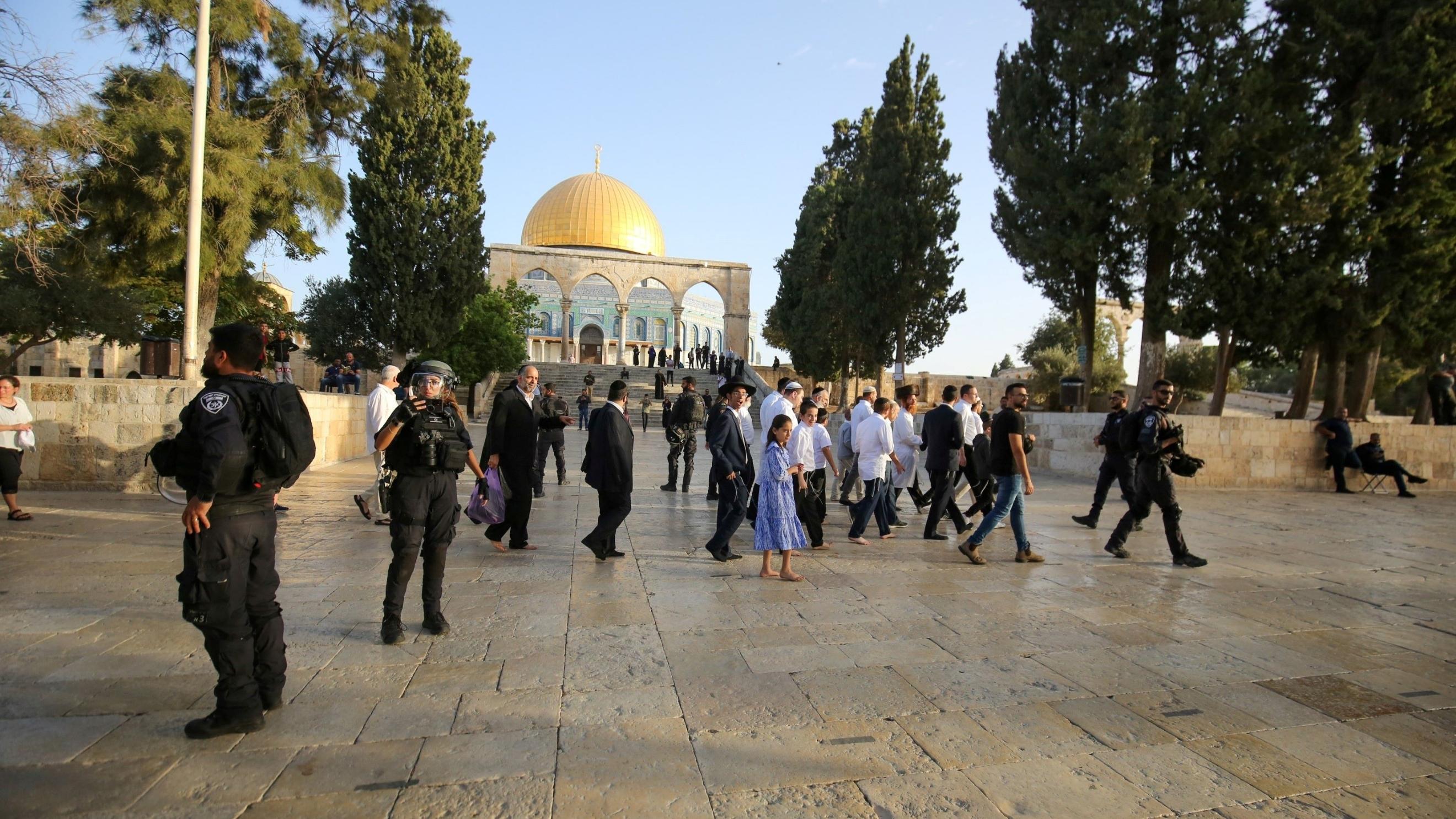 عين على القدس يناقش محاولات الاحتلال السيطرة على الضفة الغربية وتهويدها
