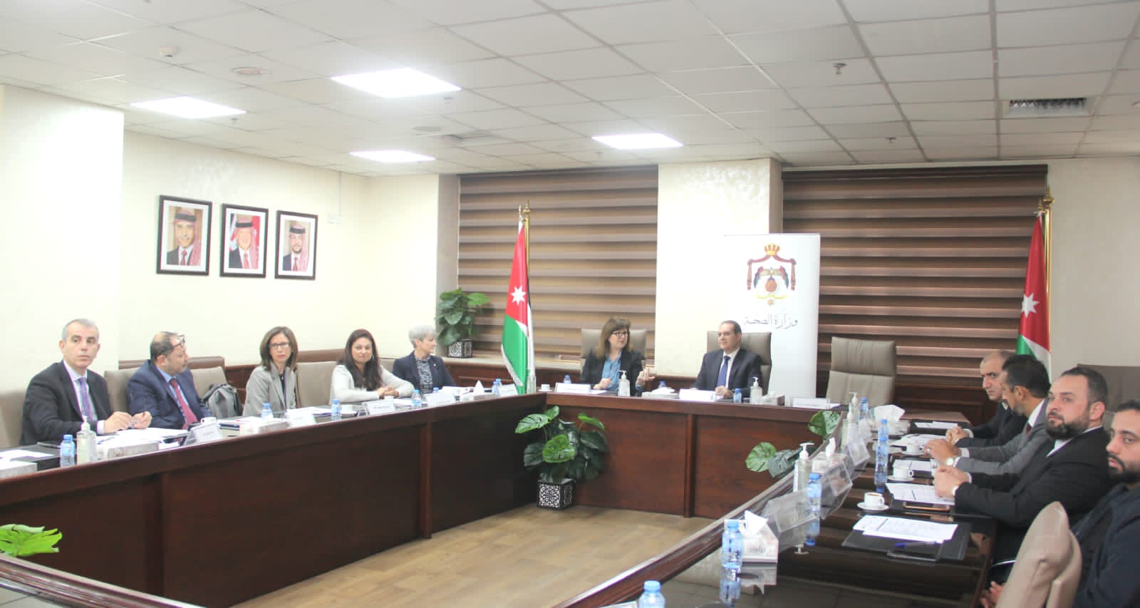 الهواري يلتقي وفد معهد أبحاث الجيش الأميركي ومؤسسة البحوث الطبية