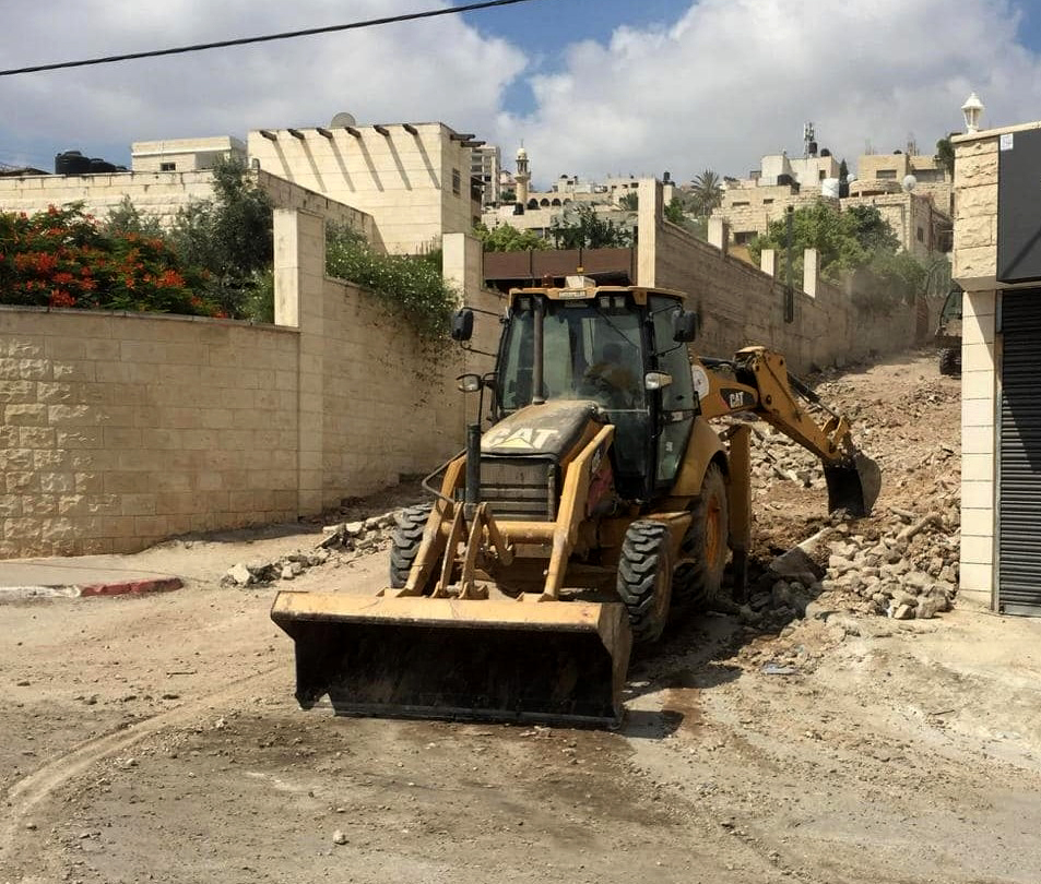 الأشغال الفلسطينية تنتهي من إزالة الركام ضمن عملية إعادة إعمار جنين