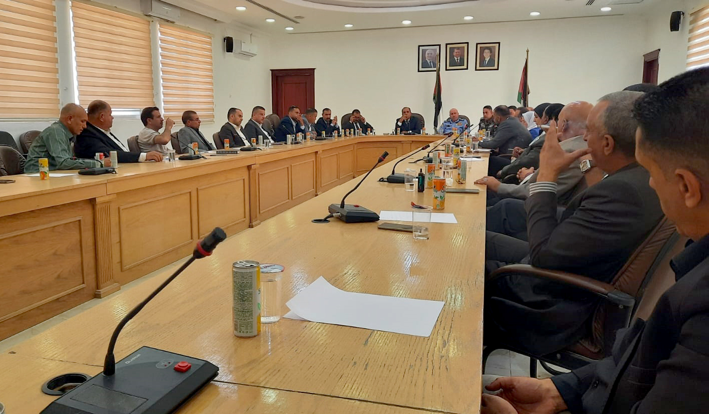 مجلس تنفيذي الطفيلة يناقش خطة التنمية للمشروعات الإنتاجية والخدمية