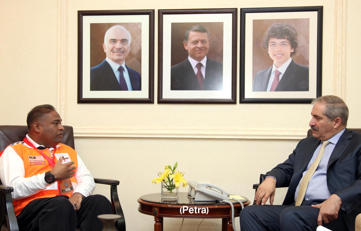 FM meets Malaysian delegation