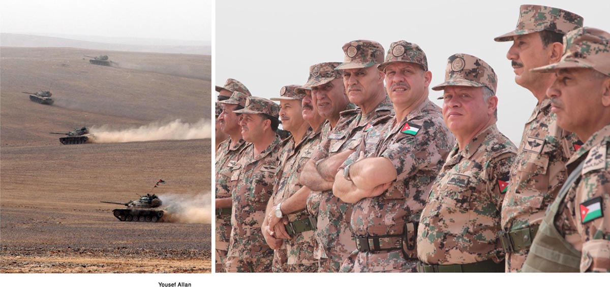 King visits 30th Hussein Bin Ali Paratrooper Brigade