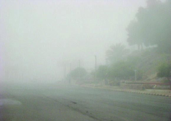 الضباب الكثيف يغلق عددا من مطارات الصين وطرقها السريعة