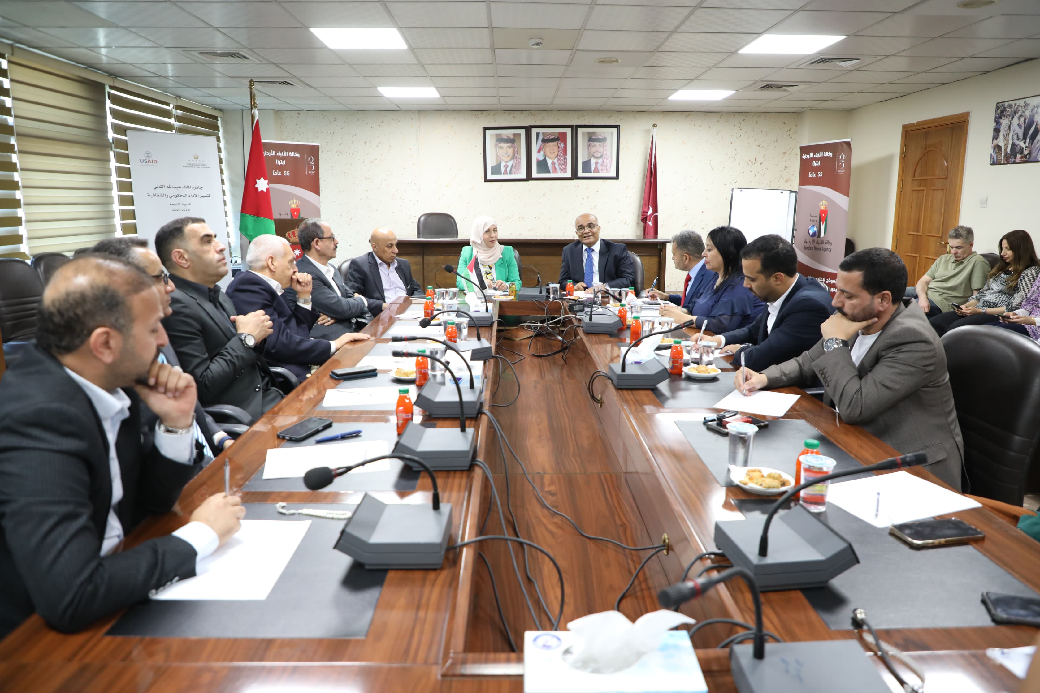 مجلس نقابة الصحفيين يزور التلفزيون الأردني وبترا