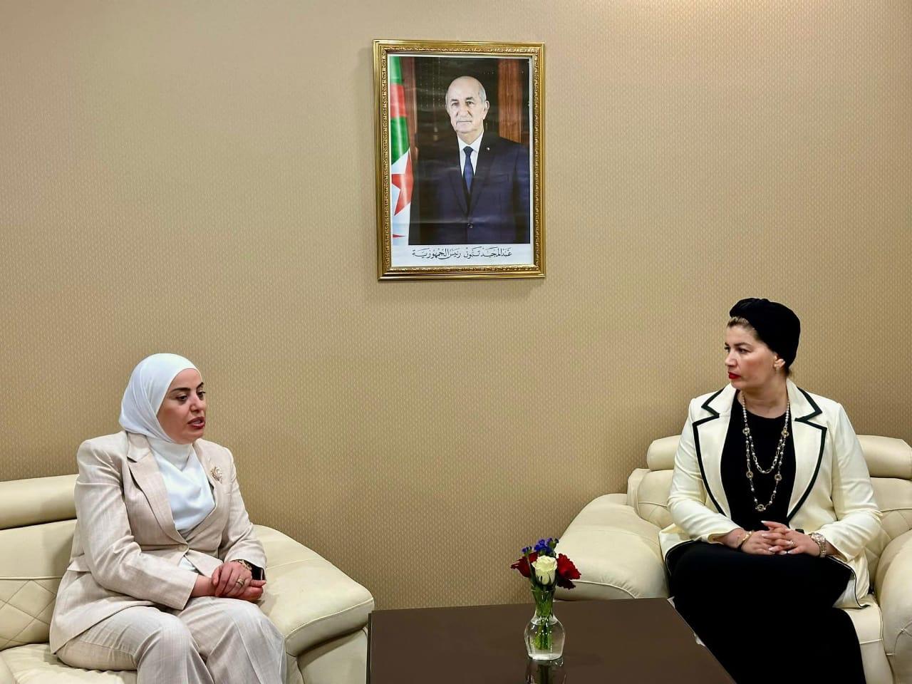 وزيرة التنمية الاجتماعية تبحث في لقاءات وزارية آفاق التعاون المشترك